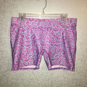 Women’s Extra Large Under Armour Heat Gear Shorts